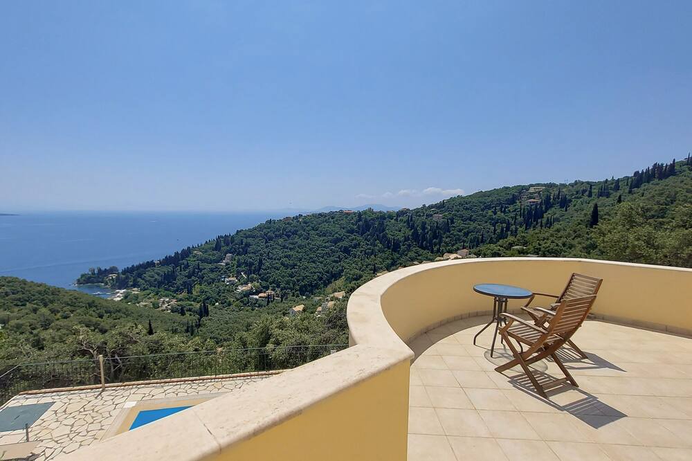 Photo of Outdoor in Gimari