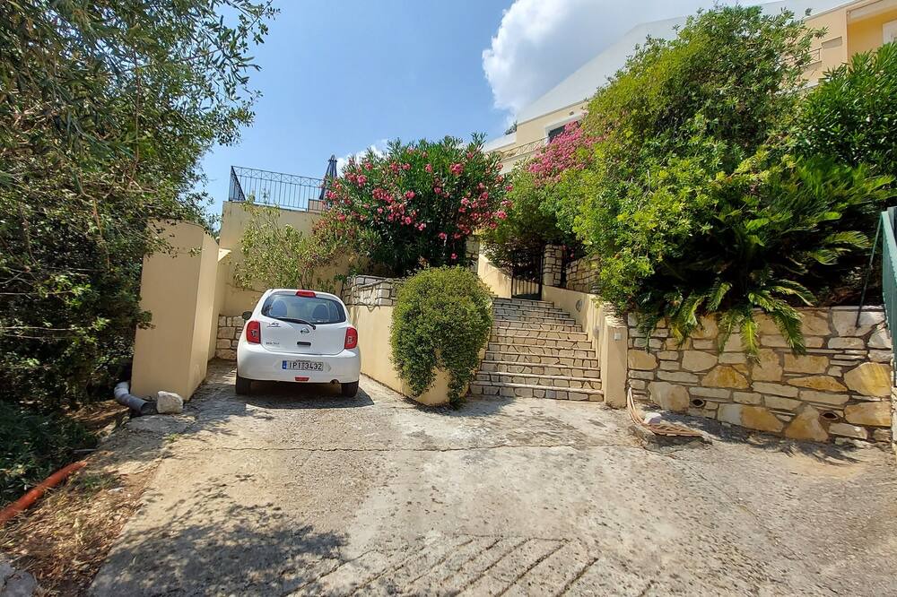 Photo of Outdoor in Gimari