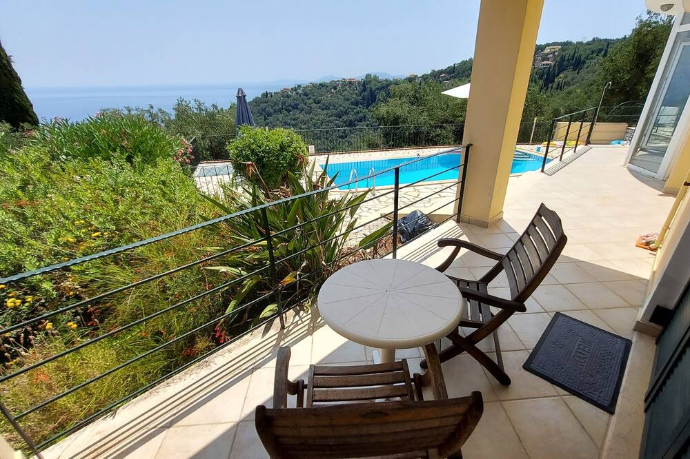 Photo of Outdoor in Gimari