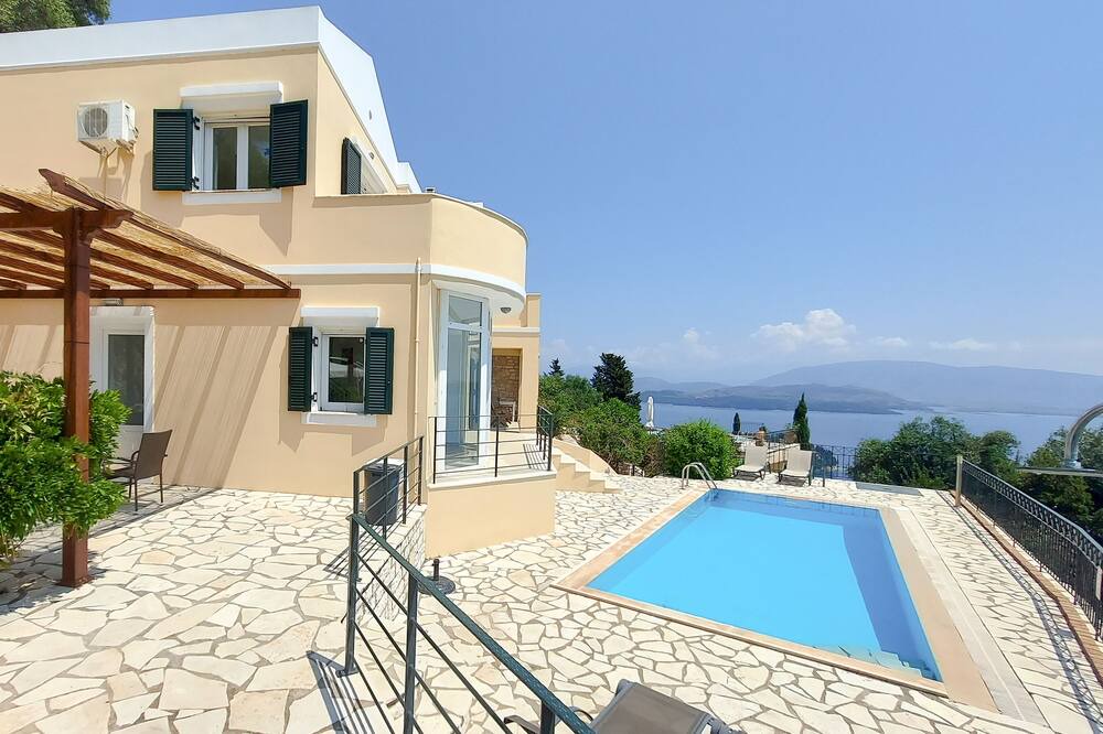 Photo of Outdoor in Gimari
