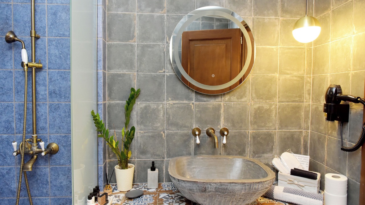 Photo of Bathroom in Rhodes Old Town