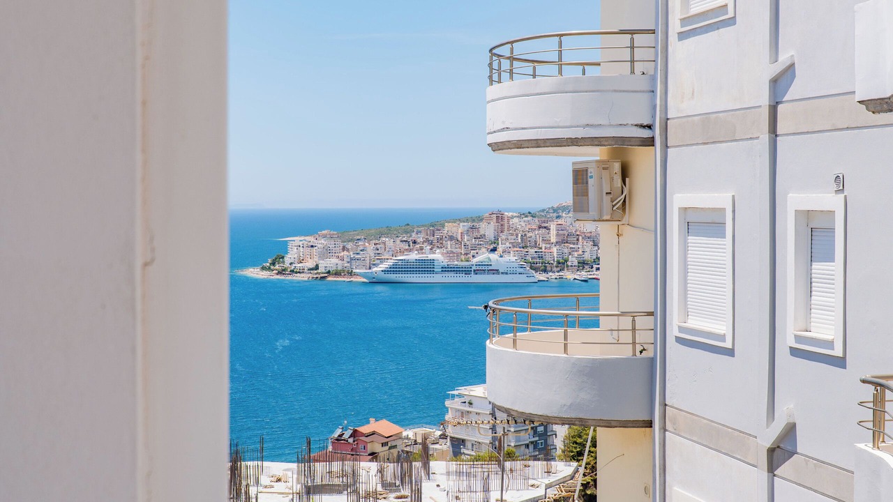 Photo of Others in Sarande