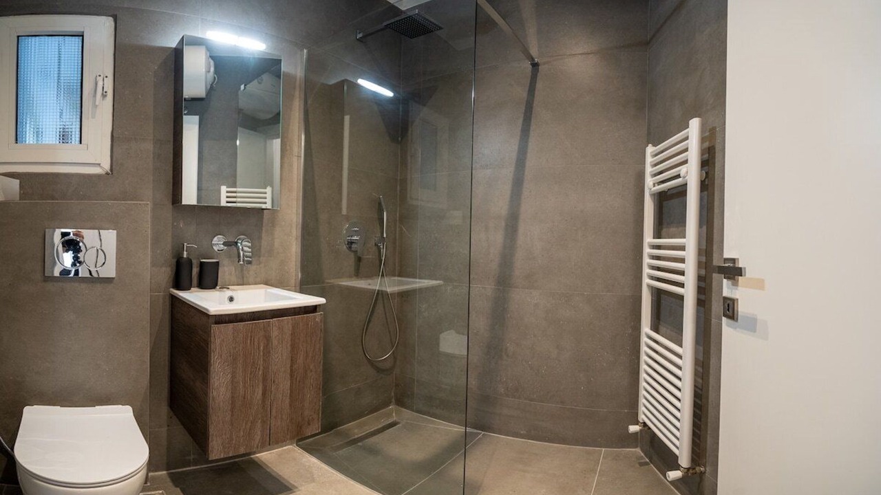 Photo of Bathroom in Athens City Centre