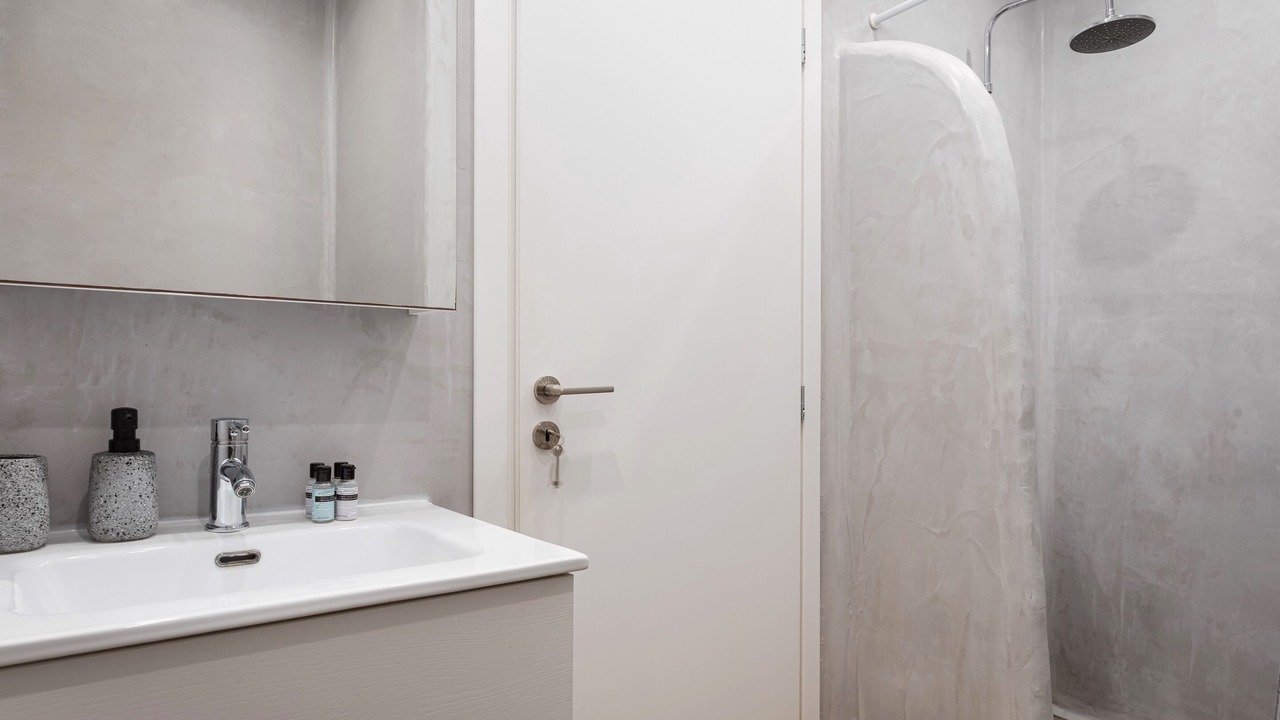Photo of Bathroom in Saronikos