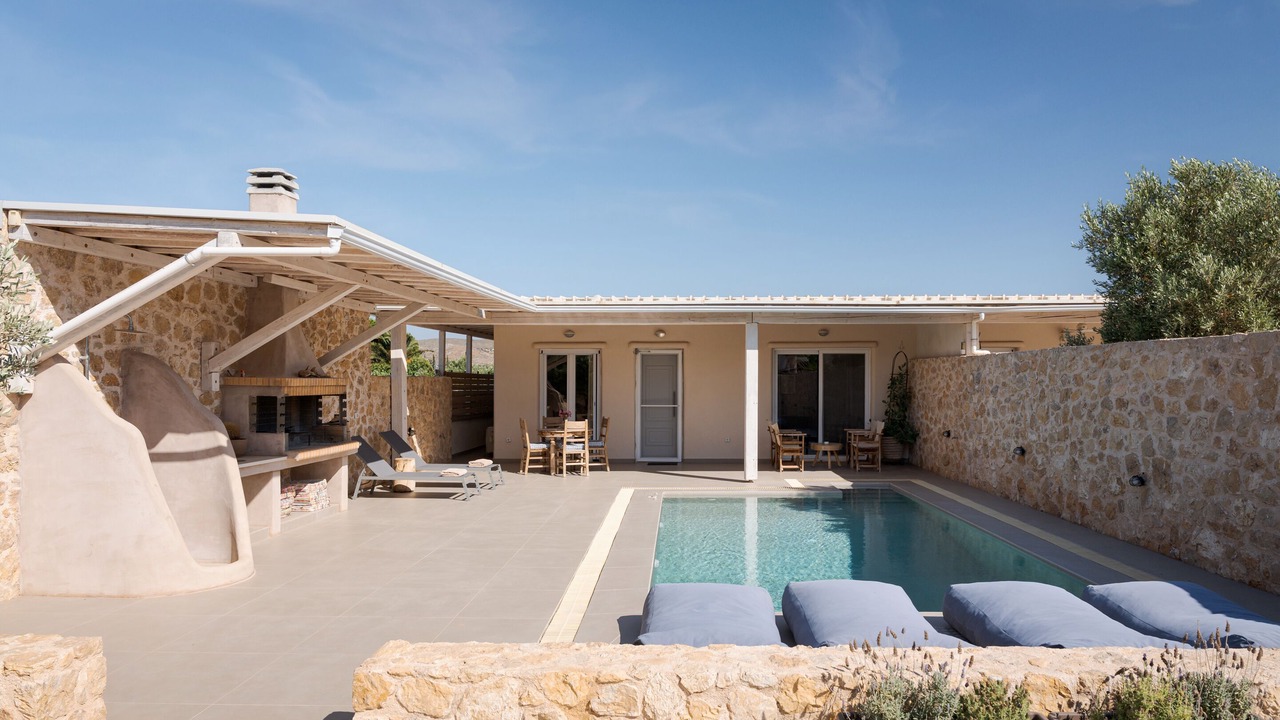 Photo of Outdoor in Saronikos