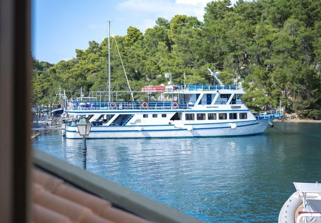 Photo of Others in Gaios