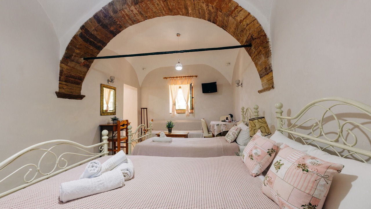 Photo of Bedroom in Kambos
