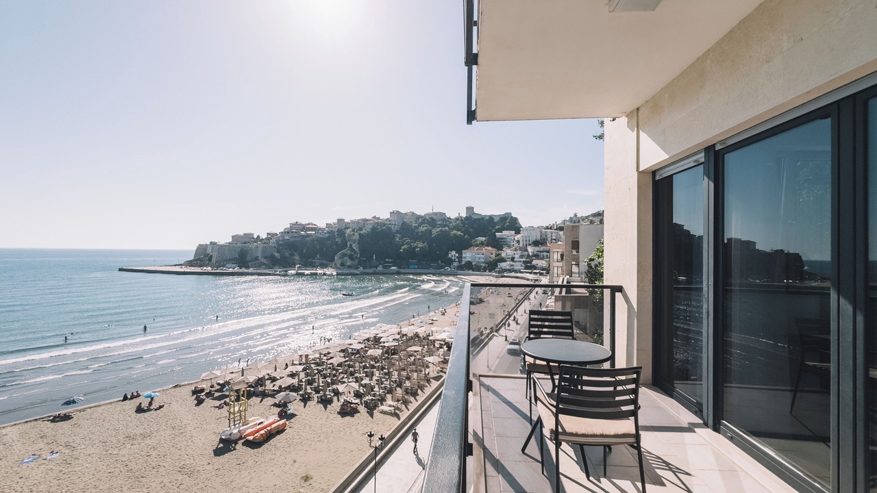 Photo of Patio Balcony in Rana