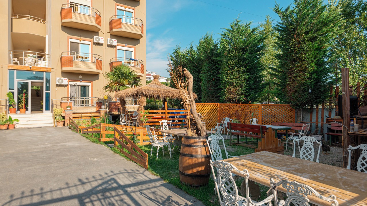 Photo of Patio Balcony in Golem