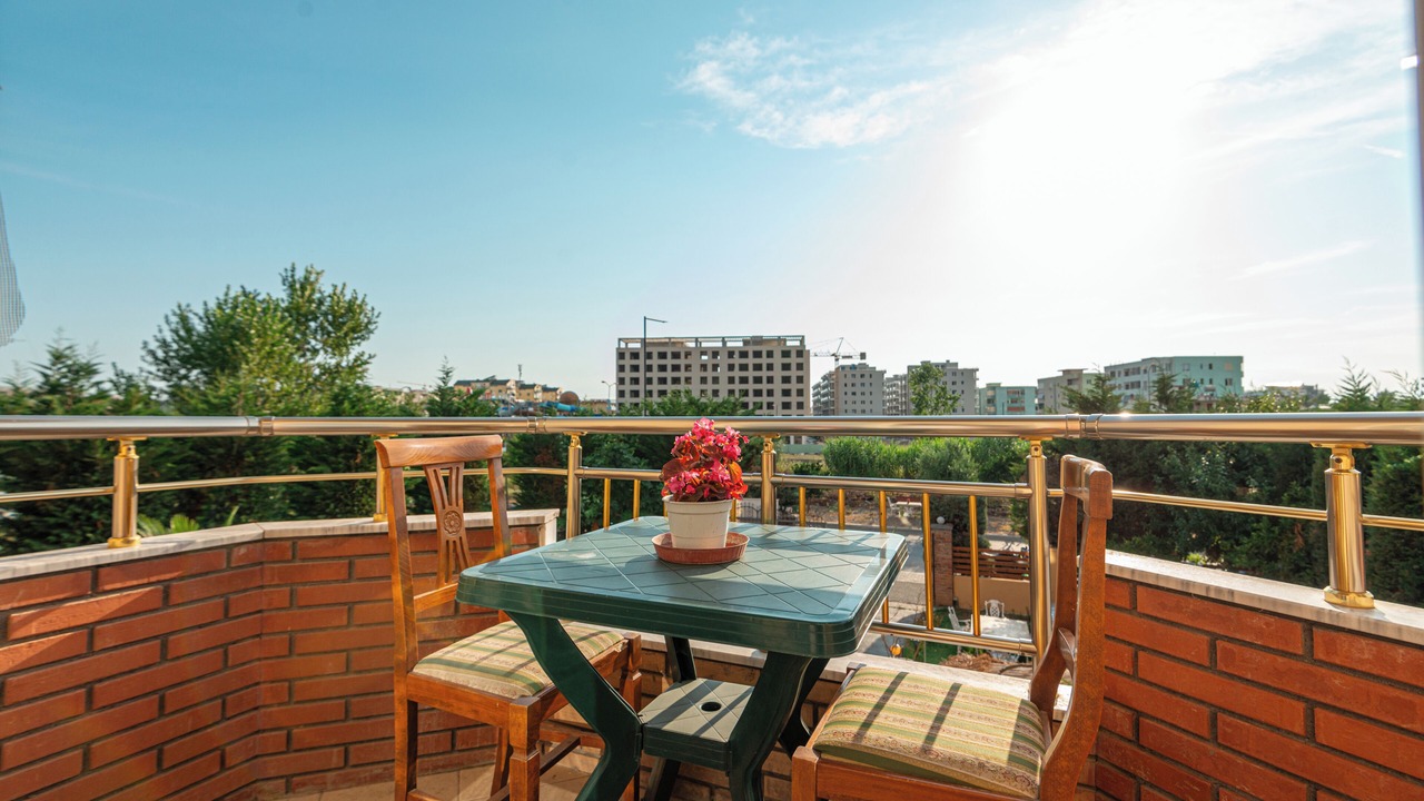 Photo of Patio Balcony in Golem
