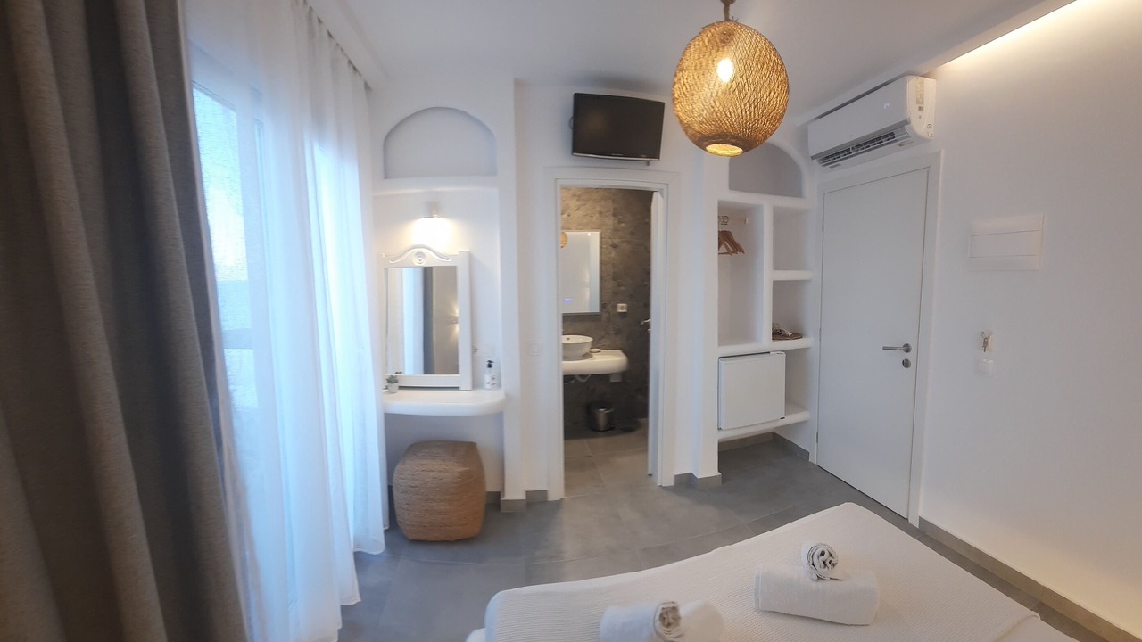 Photo of Bedroom in Chrissi Akti