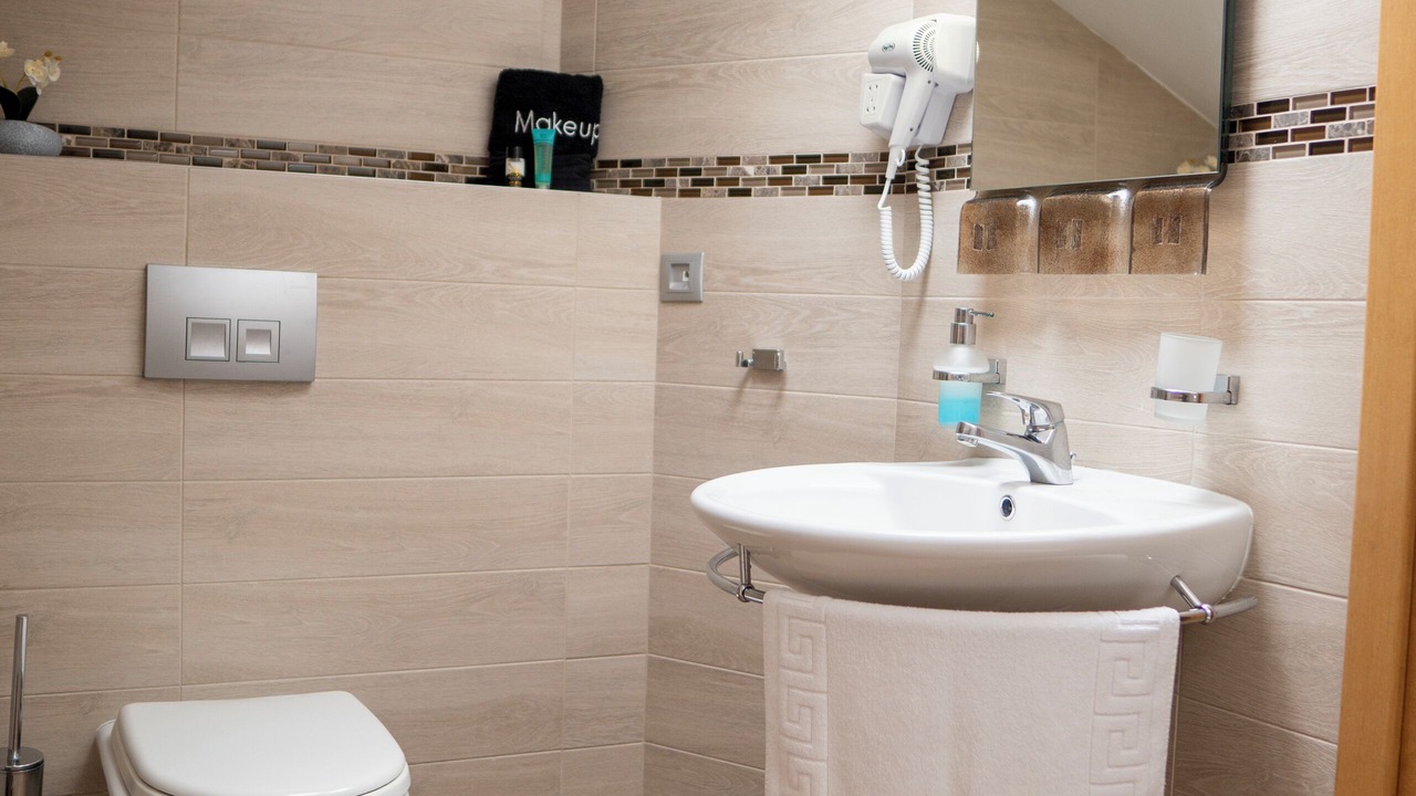 Photo of Bathroom in Katerini