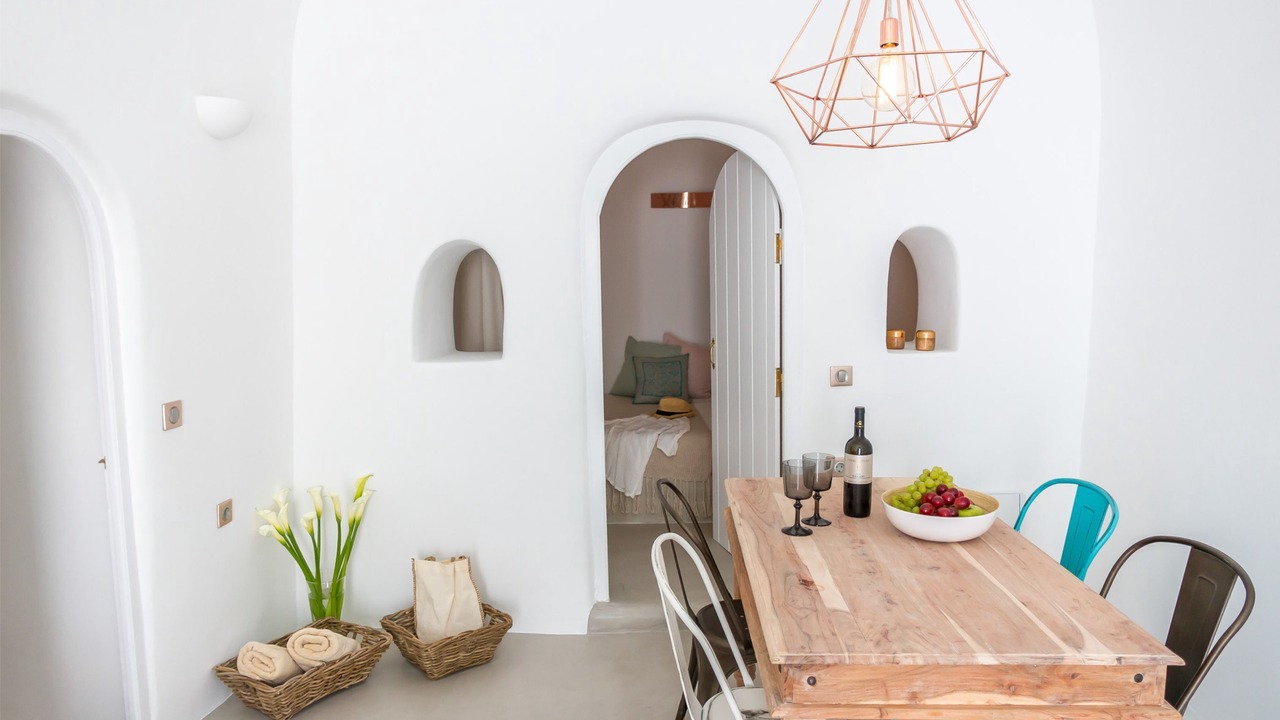 Photo of Bedroom in Oia