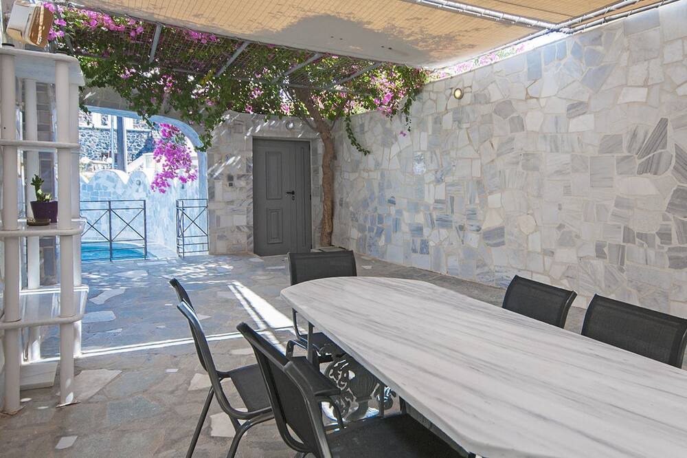 Photo of Patio Balcony in Vothon