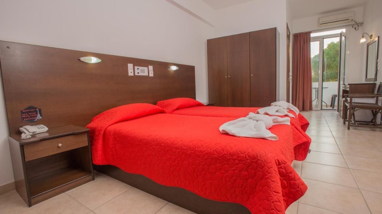 Photo of Bedroom in Matala
