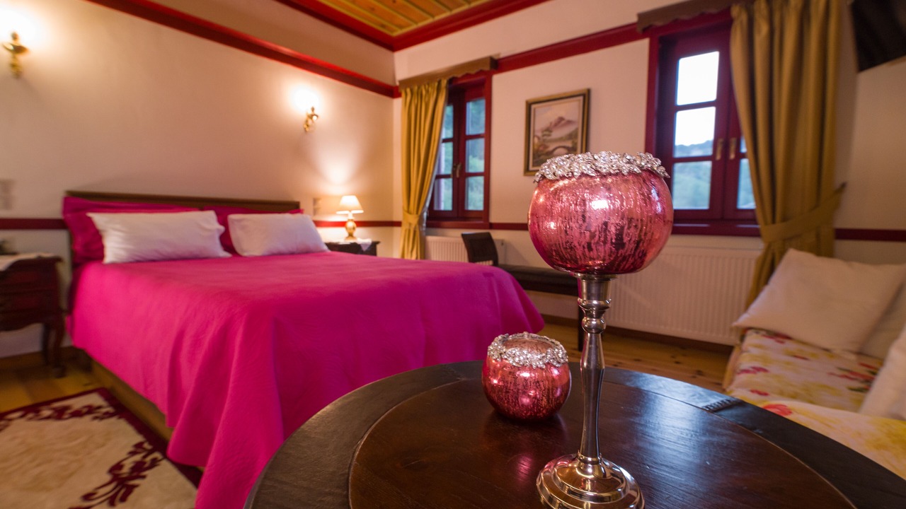 Photo of Bedroom in Asprangeloi