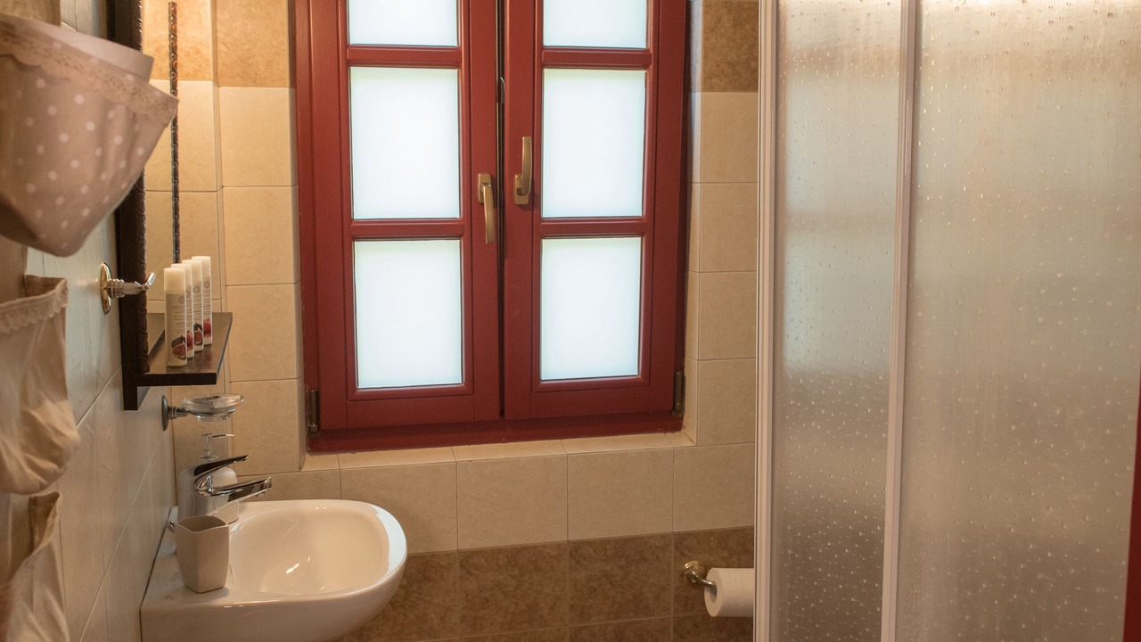 Photo of Bathroom in Asprangeloi