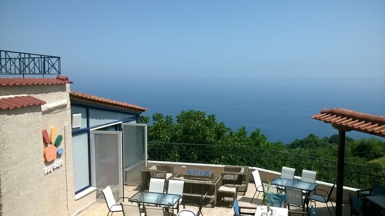 Photo of Patio Balcony in Karitsa
