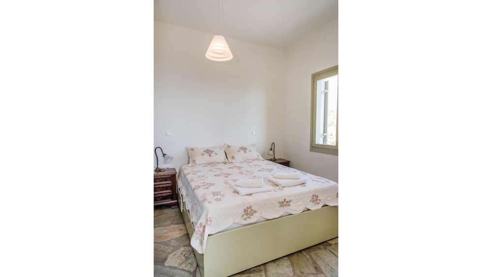 Photo of Bedroom in Exomvourgo