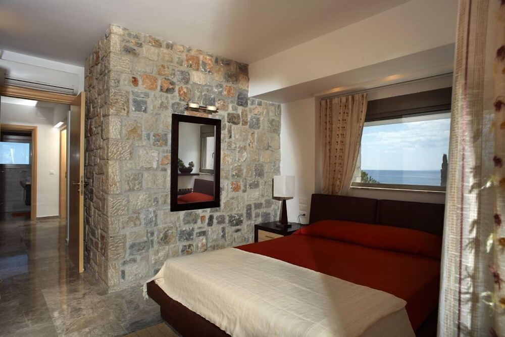 Photo of Bedroom in Pefkos