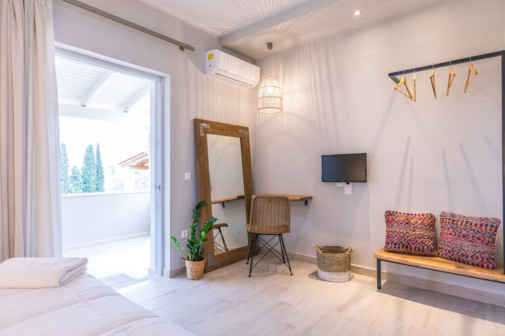 Photo of Bedroom in Alepou