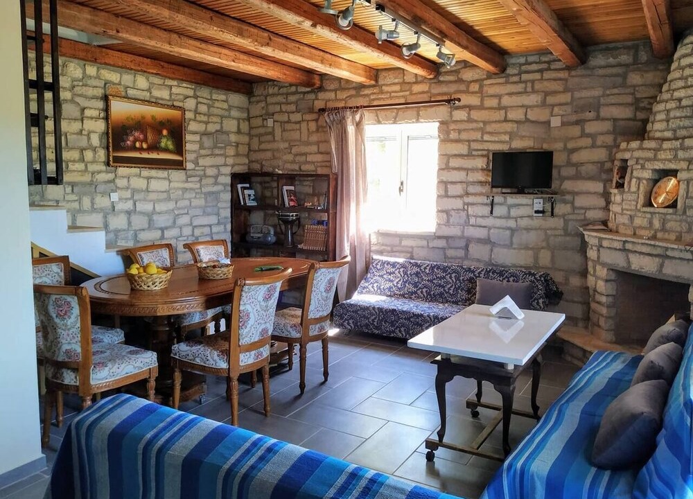 Photo of Livingroom in Koumaris