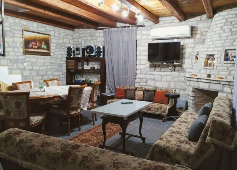 Photo of Livingroom in Koumaris