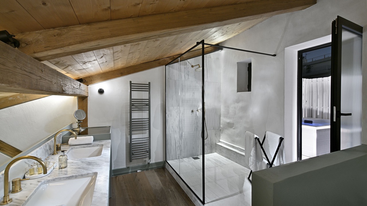 Photo of Bathroom in Monastiraki
