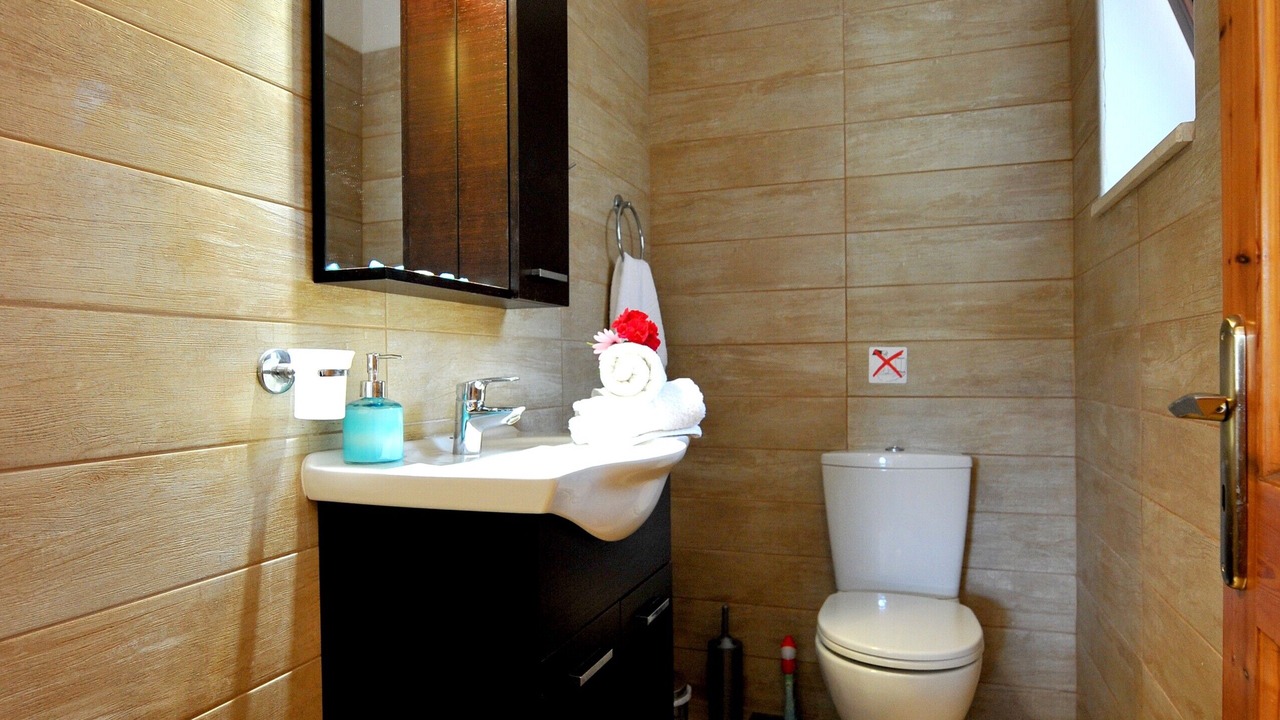 Photo of Bathroom in Mpogdanatika