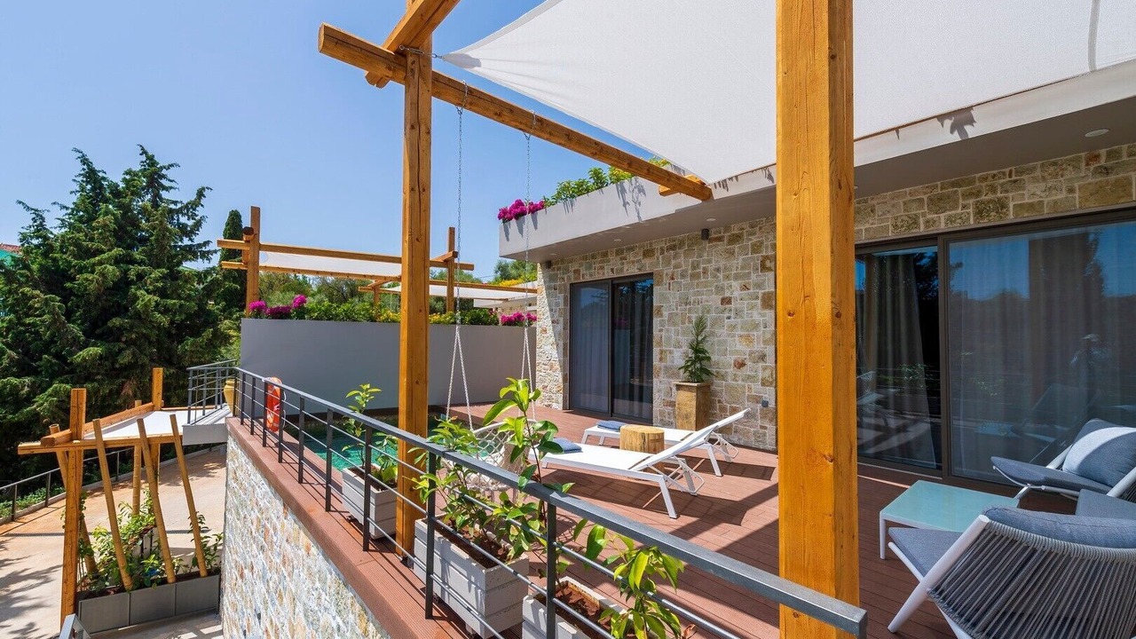 Photo of Patio Balcony in Katomerion