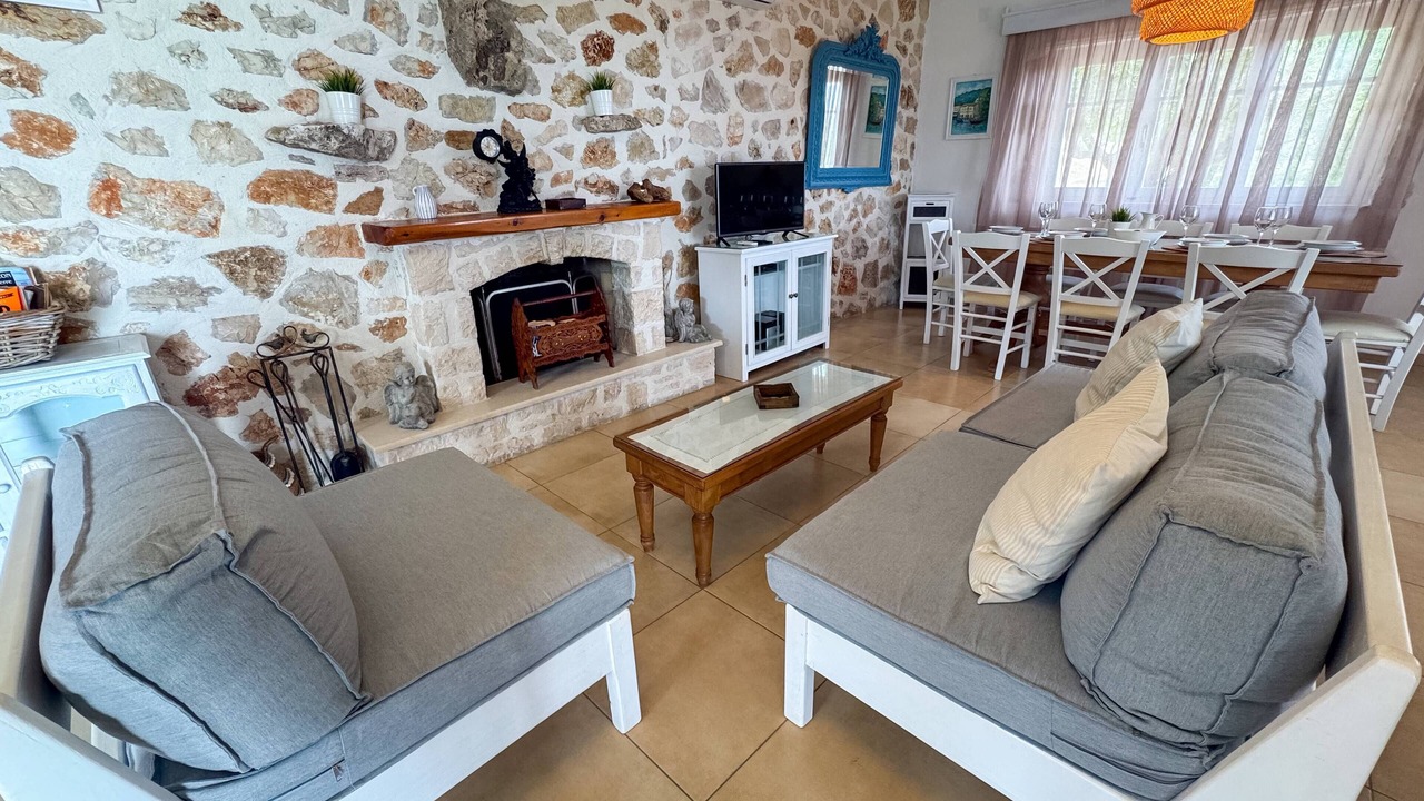 Photo of Livingroom in Elation
