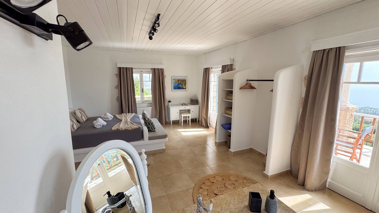 Photo of Bedroom in Elation