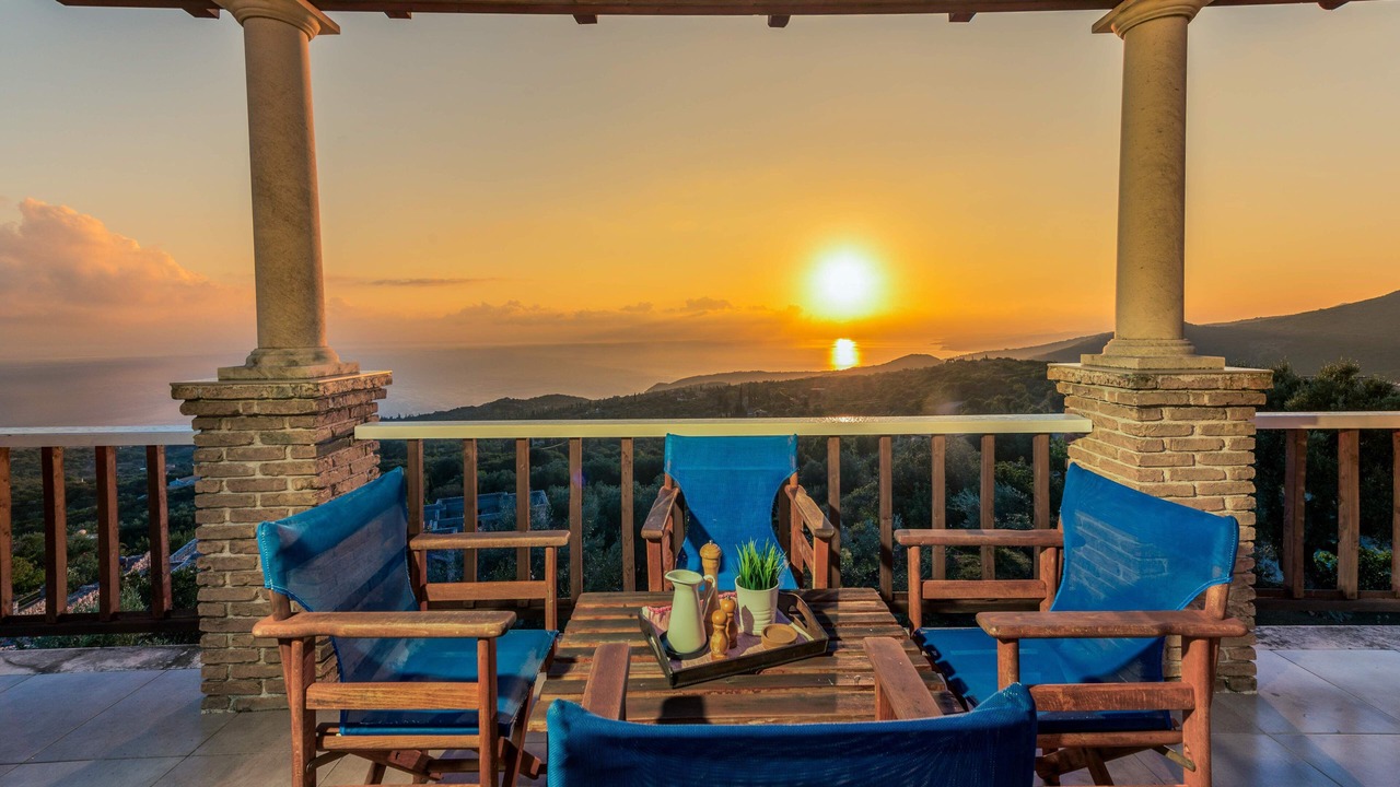 Photo of Patio Balcony in Elation