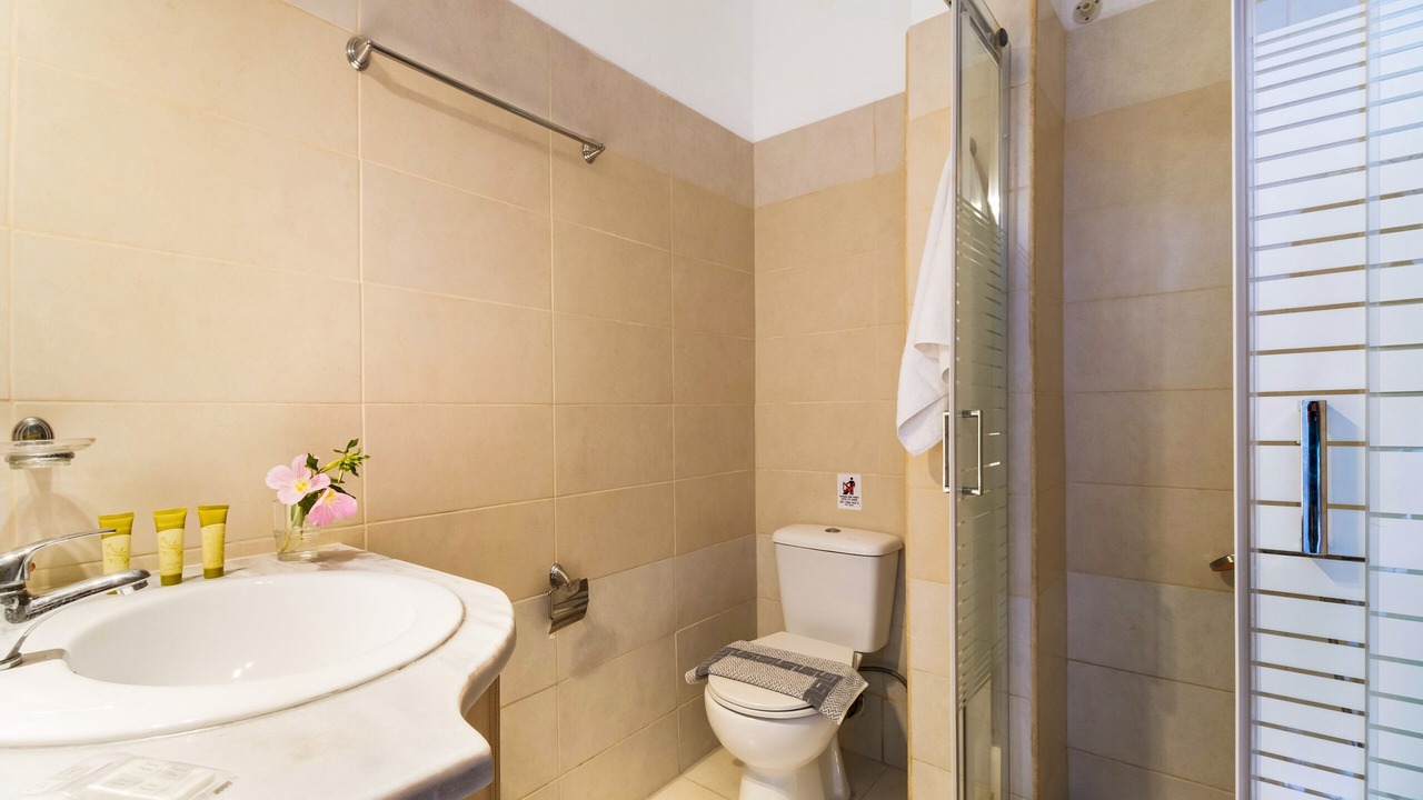 Photo of Bathroom in Tsoukaladhes