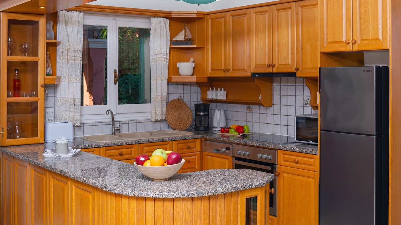 Photo of Kitchen in Petaleia