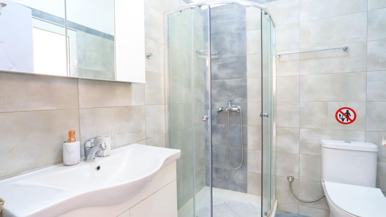 Photo of Bathroom in Gimari