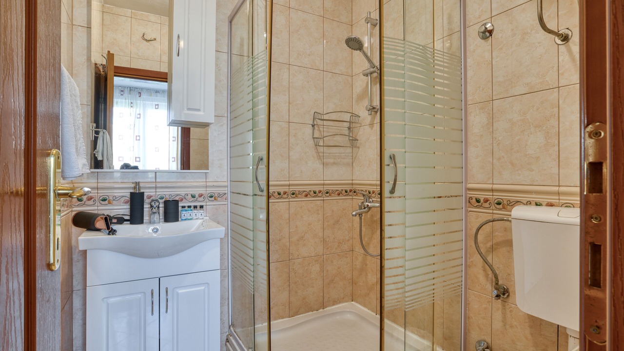 Photo of Bathroom in Centar