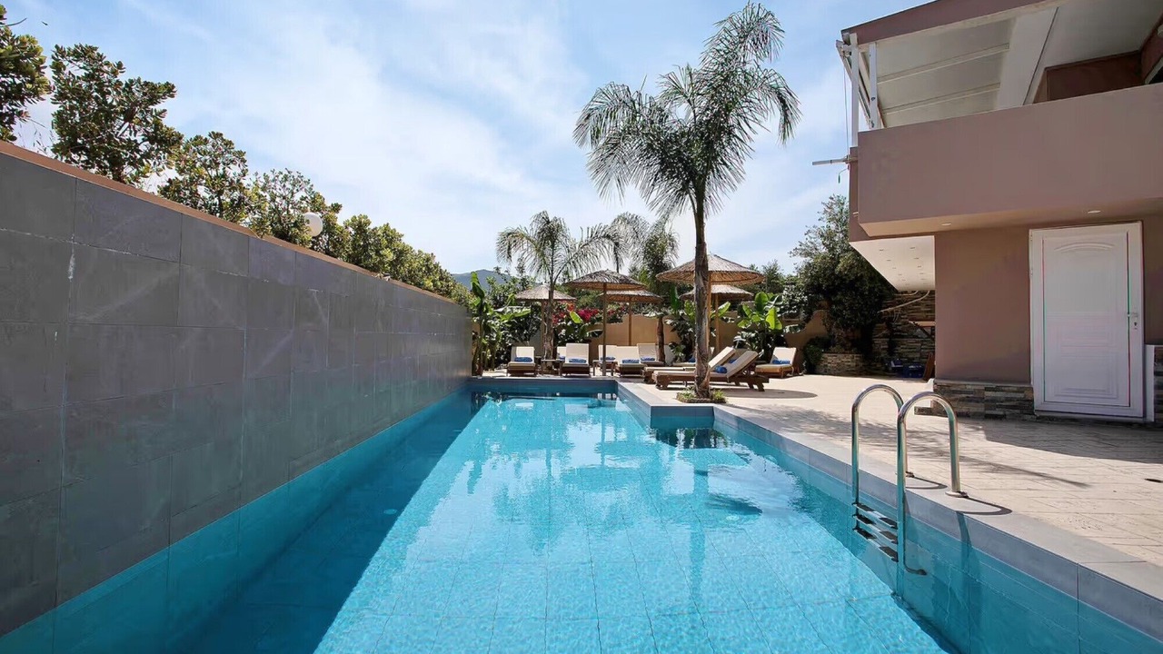 Photo of Outdoor in Alikanas