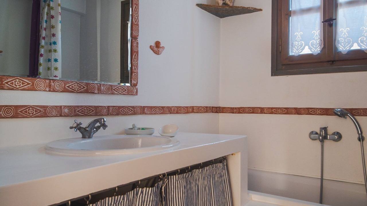 Photo of Bathroom in Kea
