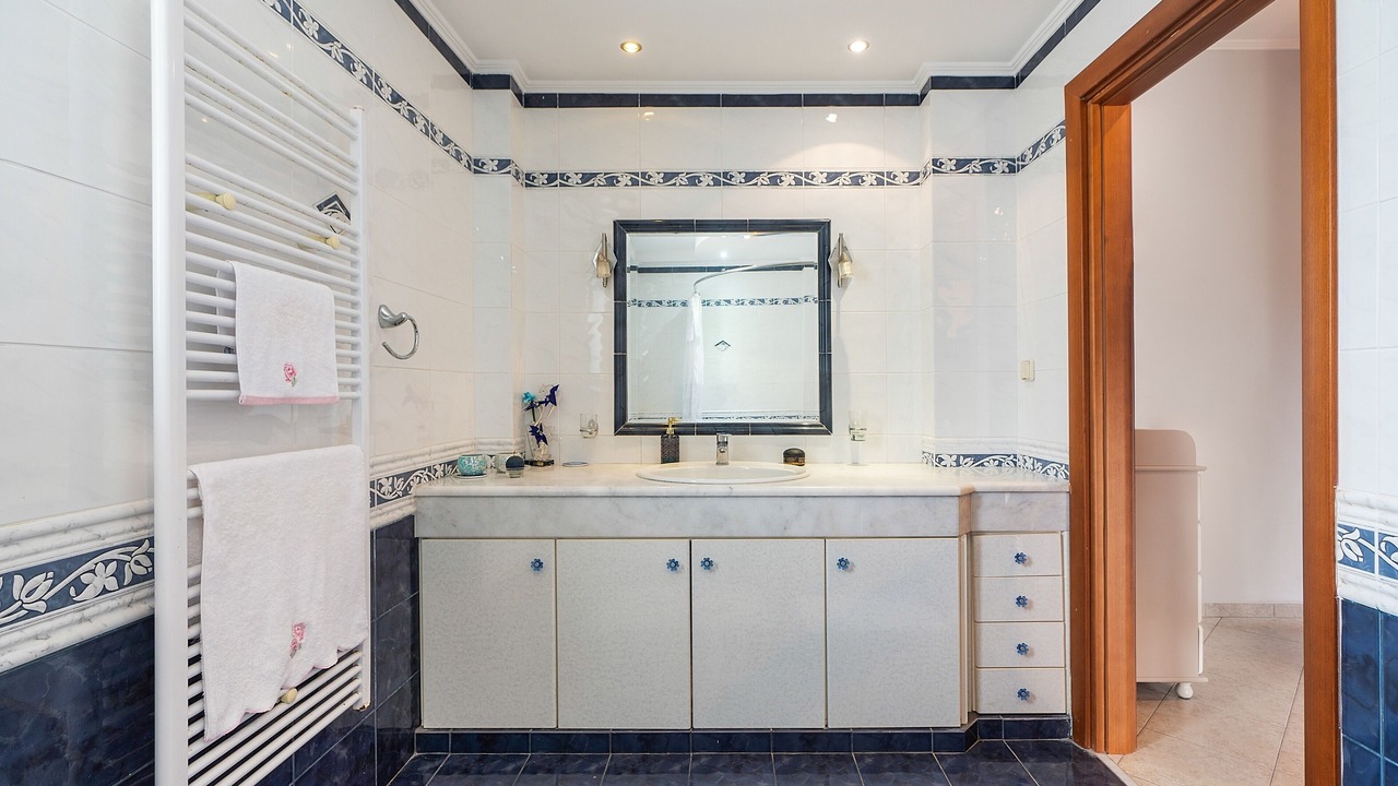 Photo of Bathroom in Asgourou