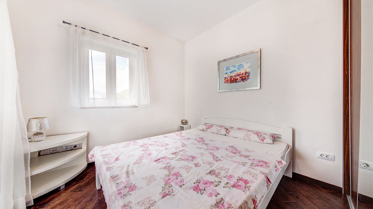 Photo of Bedroom in Donji Morinj