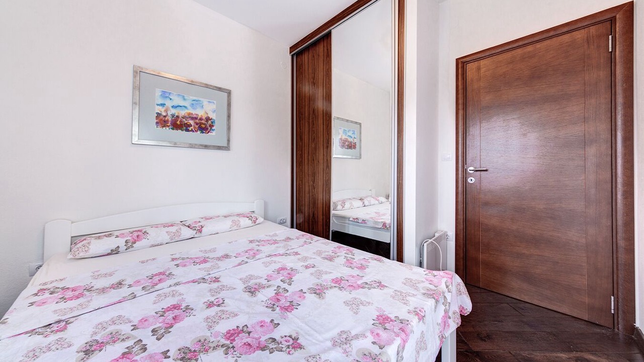 Photo of Bedroom in Donji Morinj