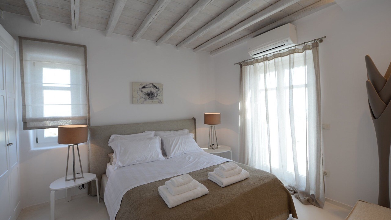 Photo of Bedroom in Tourlos
