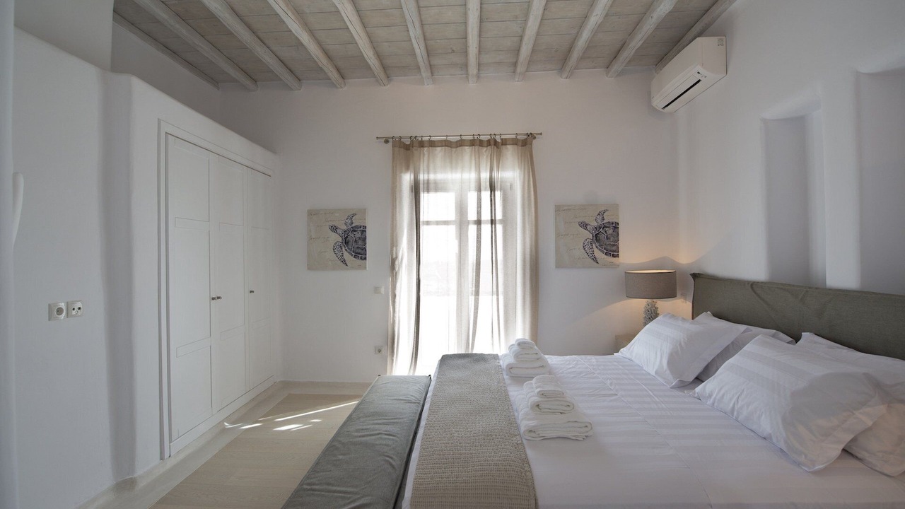 Photo of Bedroom in Tourlos