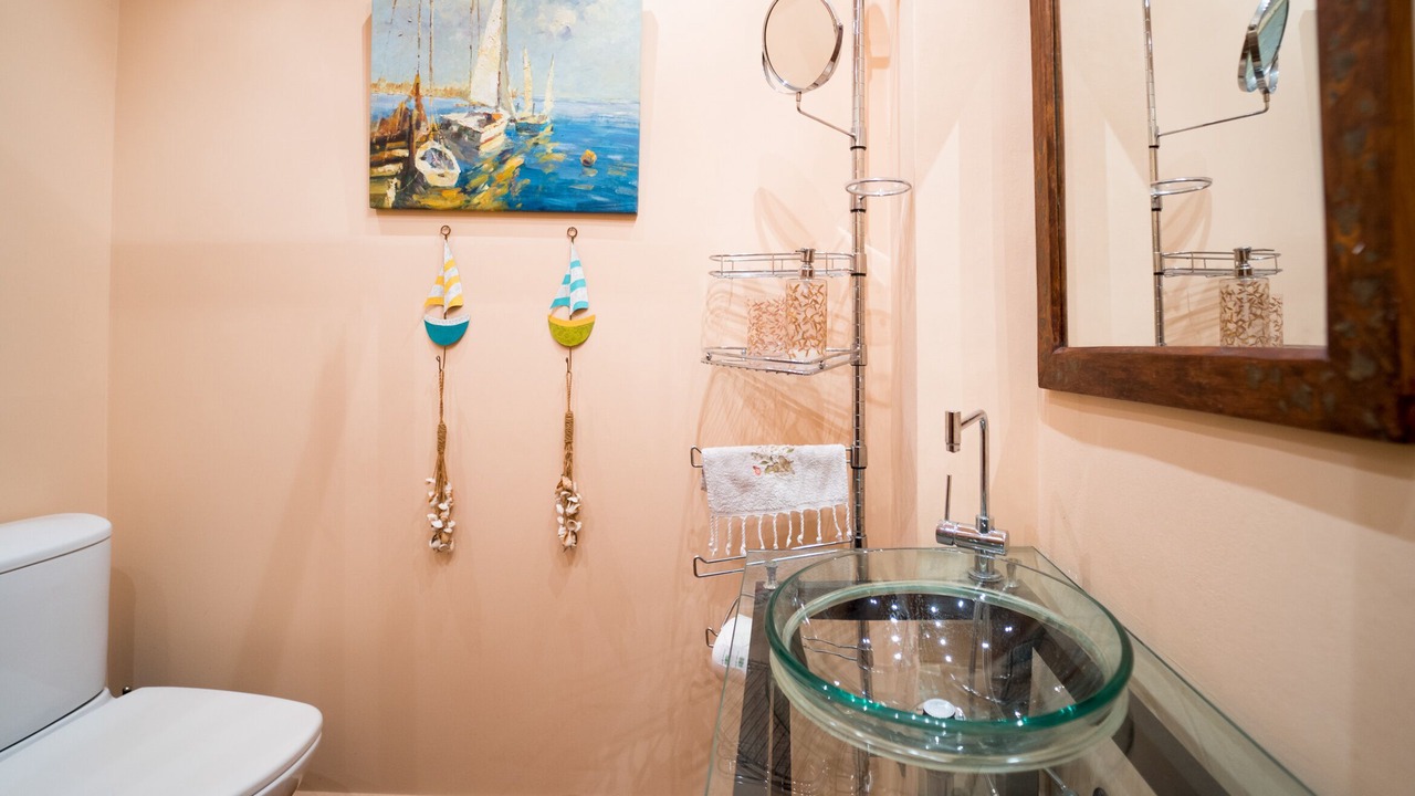 Photo of Bathroom in Kounopetra