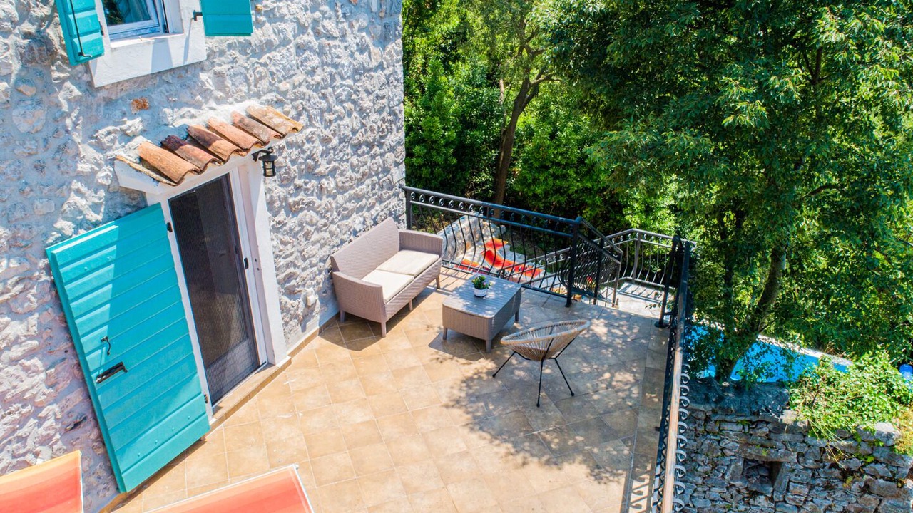 Photo of Patio Balcony in Radovici