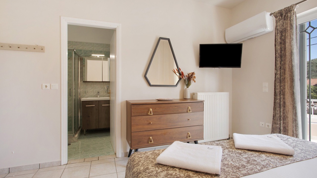Photo of Bedroom in Alikanas
