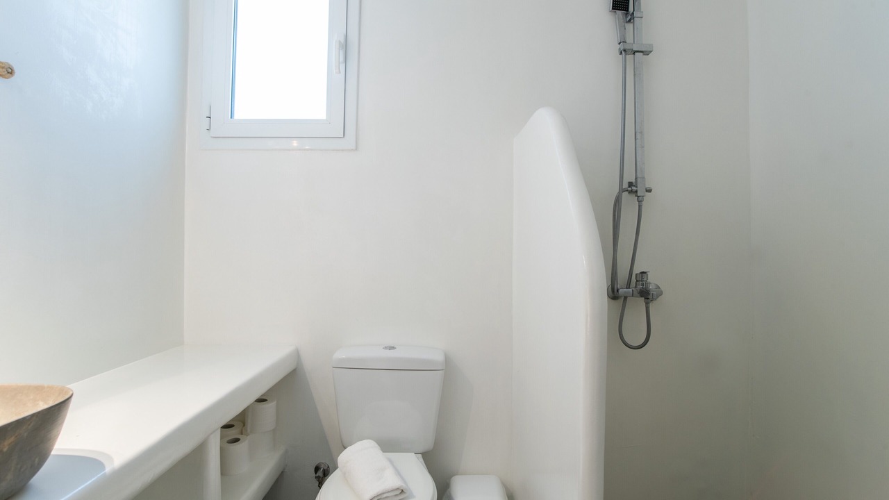 Photo of Bathroom in Parikia
