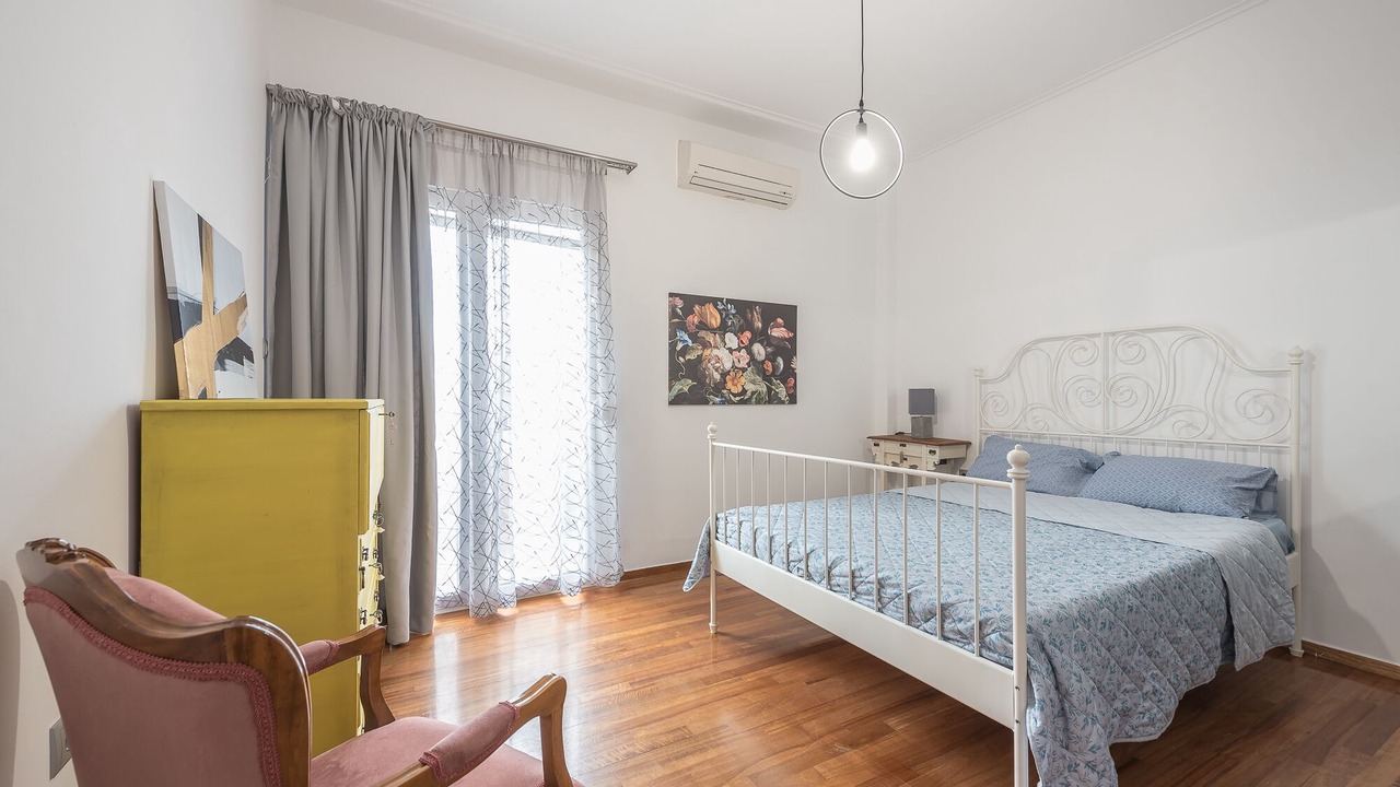 Photo of Bedroom in Petroupoli