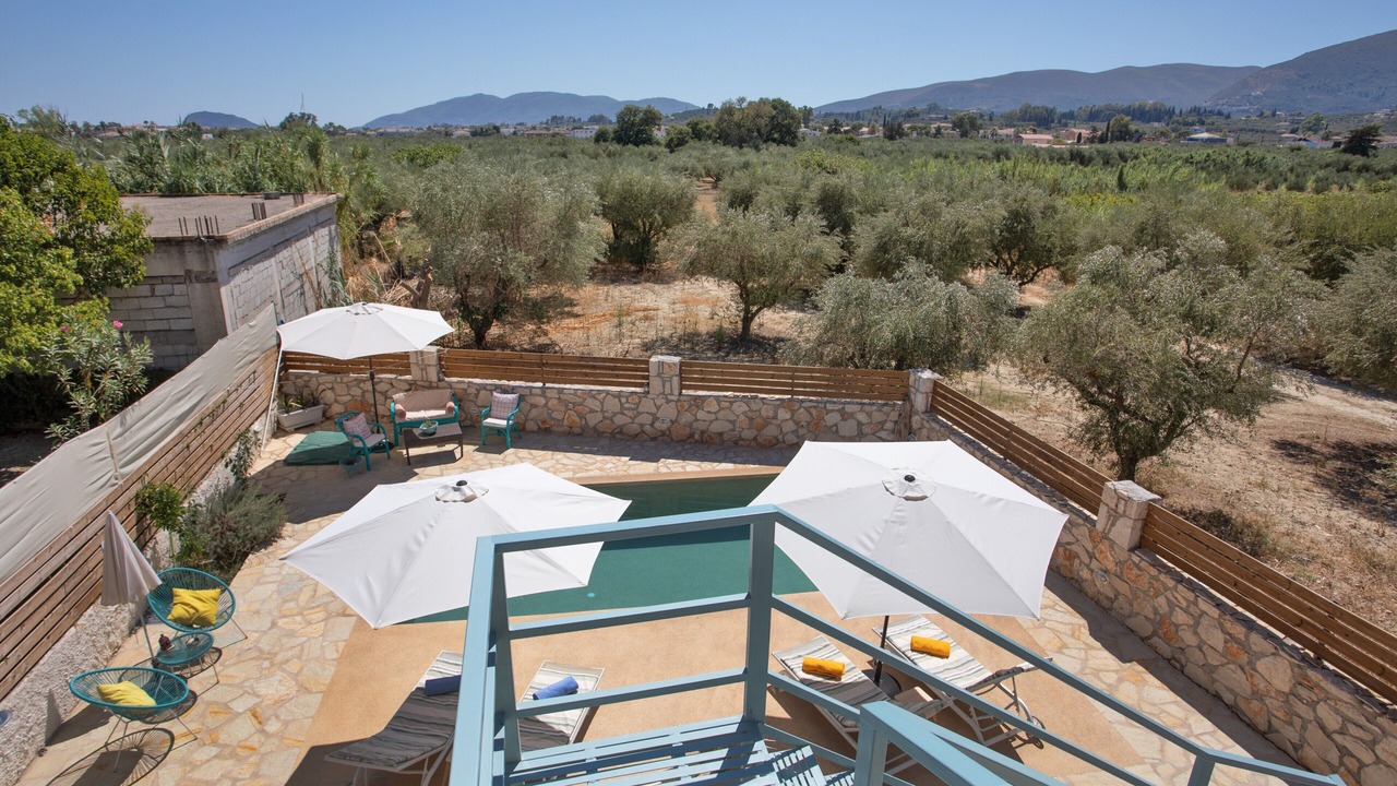 Photo of Patio Balcony in Agrilia